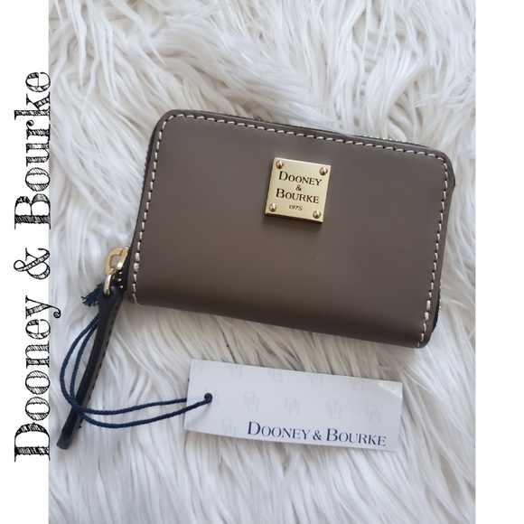 Dooney & Bourke Handbags - Dooney & Bourke Small Wallet